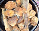 A picture of step 8 of Fried Fresh Kpanla Fish.