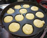 A picture of step 2 of Dahi Vada.