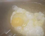 Foto del paso 8 de la receta: Patatas a lo pobre con huevos y gambas
