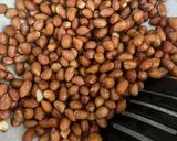 Foto langkah ke 1 dari resep Kue Kacang 🥜✨.