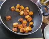 A picture of step 3 of Paneer fried rice.
