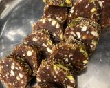 खजूर रोल (Khajoor roll recipe in Hindi) रेसिपी चरण 5 फोटो