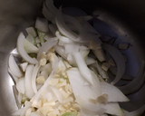 Foto del paso 1 de la receta: Pollo en salsa 😋