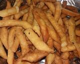 A picture of step 3 of Namak Paray 😇😇💁💁🌺.