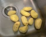 Une image de l'étape 2 de Purée de pommes de terre rouges et lentilles corail.
