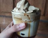Foto langkah ke 3 dari resep Dalgona coffee.