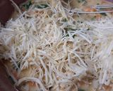 Foto langkah ke 4 dari resep Dadar Kentang Sayur.