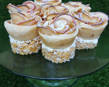 Foto del paso 18 de la receta: Rosas de manzana sobre crujiente de Avellanas y Toffee