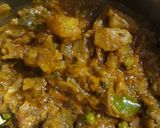 A picture of step 4 of Matar pyaz ki sabzi.