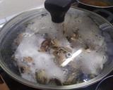 Foto del paso 2 de la receta: Almejas a la marinera