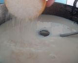 A picture of step 3 of Rosted milk sewiyan.