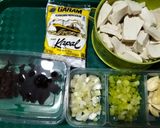 Foto langkah ke 1 dari resep Sup Tahu Jamur Kuping Mommylicious.