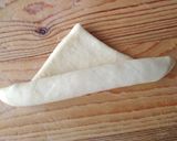 Mini kiflik szezámmaggal ! (pille könnyű) recept fázis 3 fotója