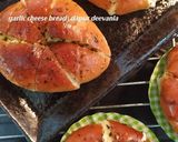 Foto langkah ke 5 dari resep Garlic cheese bread.