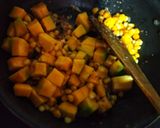 A picture of step 2 of Pumpkin Corn Soup.
