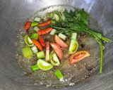 Foto langkah ke 3 dari resep Sup Ikan Nila Kemangi.