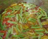 Foto langkah ke 4 dari resep Asem-asem Daging Sapi Buncis.