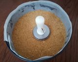 Foto del passaggio 5 della ricetta Cheesecake alle pesche