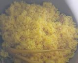 Foto langkah ke 3 dari resep Nasi kuning magic com.