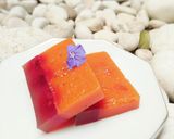 Foto langkah ke 4 dari resep Puding Pepaya Lapis Buah Bit.