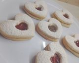 Foto del passaggio 5 della ricetta Biscotti farciti