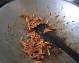 Foto langkah ke 3 dari resep Cireng isi ayam suwir pedas.