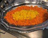Une image de l'étape 6 de Salade de courgette, carottes et poivrons jaunes au surimi et ciboulette fraîche.