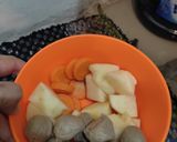 Foto langkah ke 1 dari resep Sop bakso.