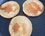 Φωτογραφία βήματος 3 της συνταγής Healthy pancakes (3 υλικά)