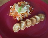 Foto langkah ke 5 dari resep Putih Telur Tepung dan Oseng Wortel.