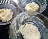 तिरंगा रवा इडली (triranga rava idli recipe in marathi) रेसिपी स्टेप 2 फोटो 