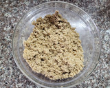 Foto del paso 2 de la receta: Crumble de ananá