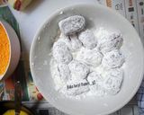 Foto langkah ke 2 dari resep Kurma Keju Krispy.