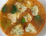 A picture of step 7 of Wonton soup.