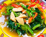 Foto langkah ke 5 dari resep Tumis kangkung bakso mudah,irit dan praktis.