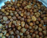 A picture of step 1 of Black Chickpeas (kala chana Sabji).