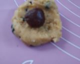 Foto langkah ke 9 dari resep Caramel Cookies Bomb.