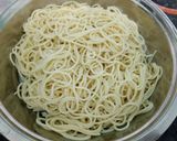 A picture of step 6 of Hakka noodles.