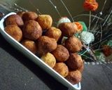 A picture of step 2 of Gullisuwa(Milk balls).