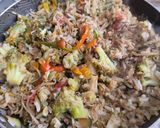 Foto del paso 5 de la receta: Arroz🍜con vegetales🥗salteados🍚🥡🍱