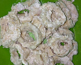 Foto langkah ke 4 dari resep Cumi Crispy /Goreng Tepung.