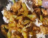 A picture of step 5 of Chana Dal Gobhi Pakoda.