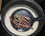 Foto del paso 3 de la receta: Sémola con leche y salsa de fresas 🇨🇱