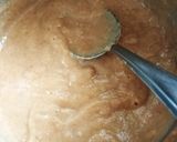 A picture of step 1 of Zebra cake.