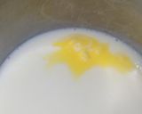 A picture of step 9 of Vanilla cream filled doughnuts.