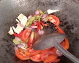 Foto langkah ke 2 dari resep Tumis Kangkung Jamur kuping.