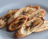 A picture of step 2 of Air fry banana in syrup and Nutella.