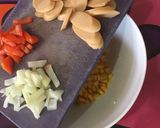 Foto langkah ke 2 dari resep Pizza teflon simple.