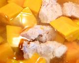 Hình bước làm 2 của món Canh Bí Đỏ Nấu Với Xương