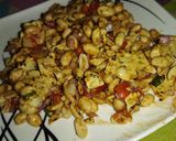 A picture of step 3 of Peanut masala papad chat.